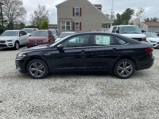 Photo of 2019 Black Uni Volkswagen Jetta