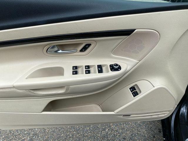 Photo of 2014 Black Oak Brown Metallic Volkswagen Eos