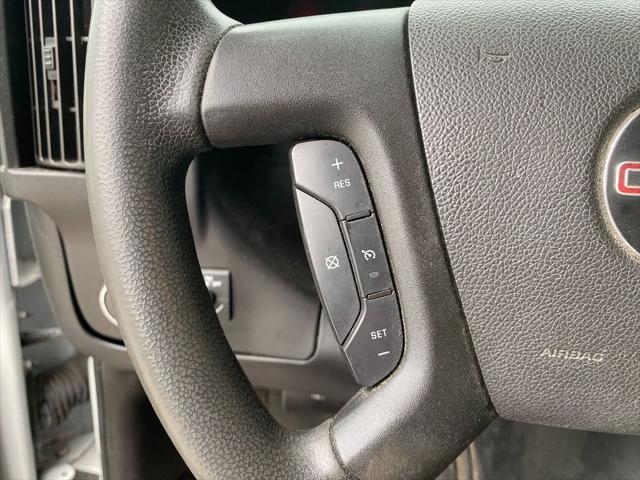 Photo of 2018 Summit White GMC Savana 2500