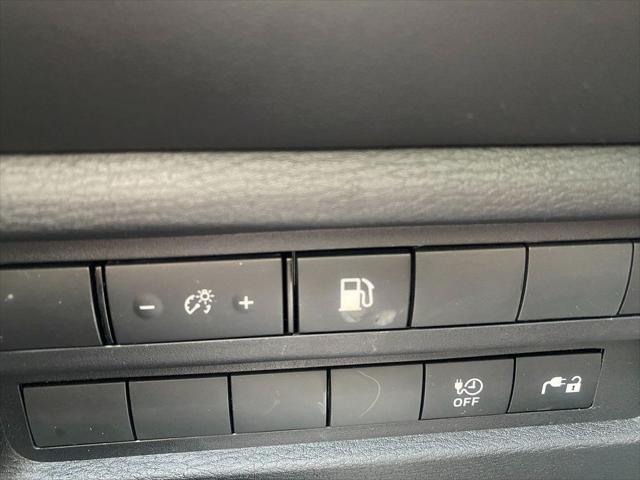Photo of 2023 Alloy Silver Metallic Mitsubishi Outlander PHEV