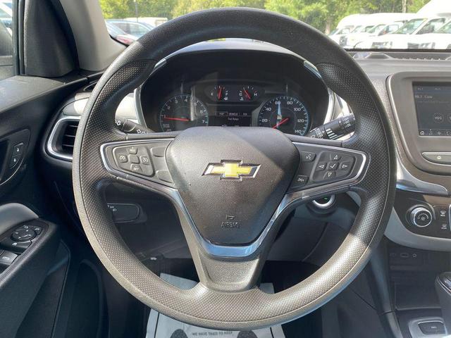 Photo of 2019 Summit White Chevrolet Equinox