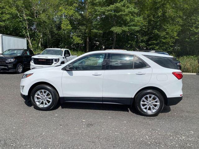 Photo of 2019 Summit White Chevrolet Equinox