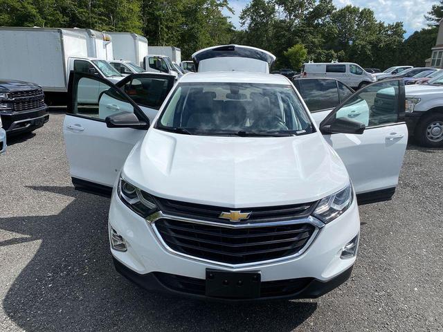 Photo of 2019 Summit White Chevrolet Equinox