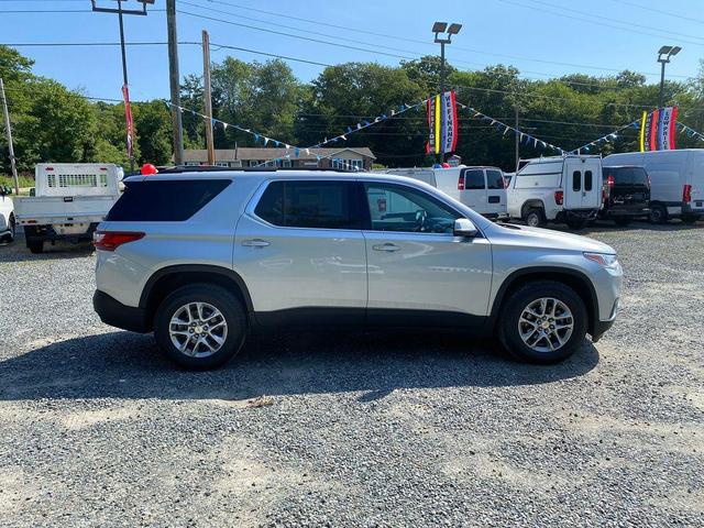 Photo of 2019 Silver Ice Metallic Chevrolet Traverse