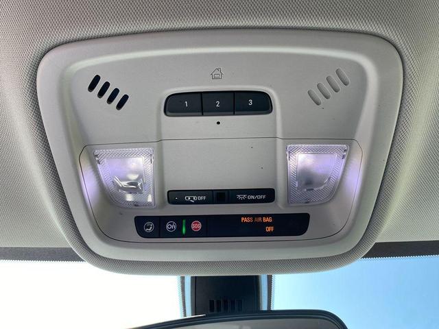 Photo of 2019 Silver Ice Metallic Chevrolet Traverse