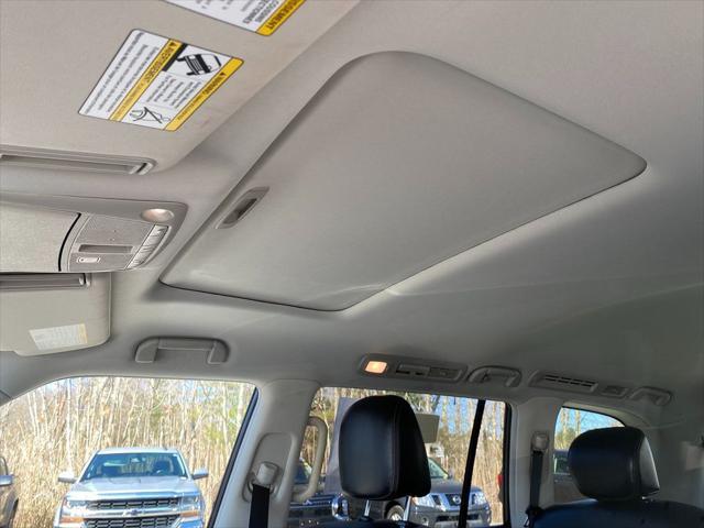 Photo of 2020 Hermosa Blue Pearl Nissan Armada