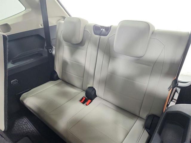 Photo of 2019 White Volkswagen Tiguan