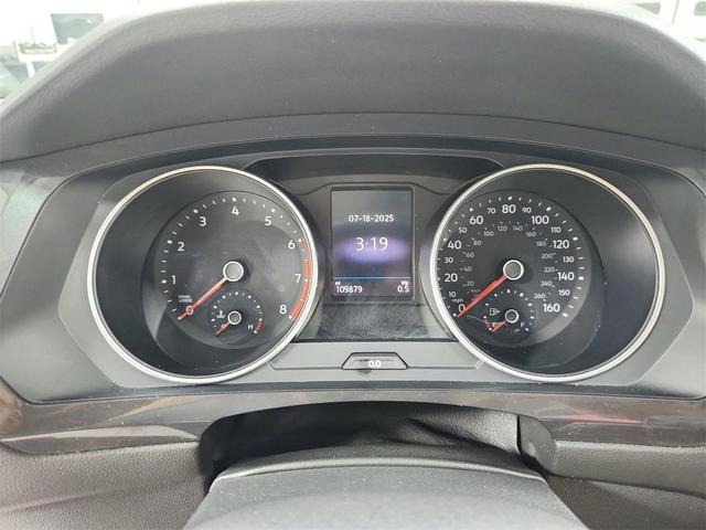 Photo of 2019 White Volkswagen Tiguan