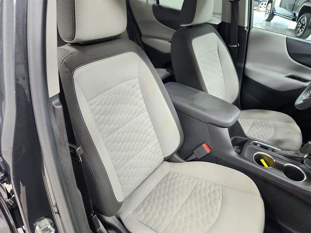 Photo of 2019 Nightfall Gray Metallic Chevrolet Equinox