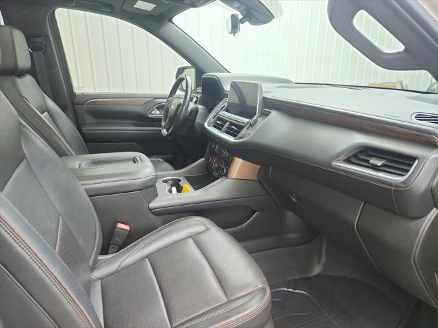 Photo of 2021 Empire Beige Metallic Chevrolet Suburban