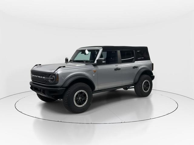 Photo of 2023 ICONIC SILVER METALLIC Ford Bronco