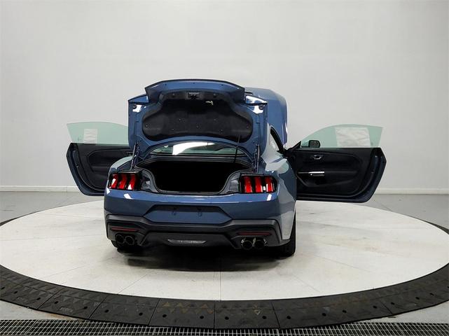 Photo of 2025 VAPOR BLUE METALLIC Ford Mustang