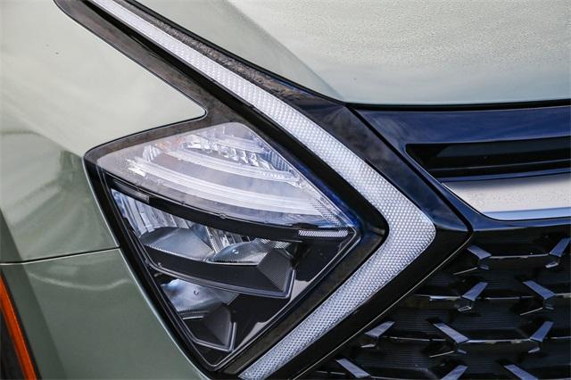 Photo of 2023 Jungle Green Kia Sportage