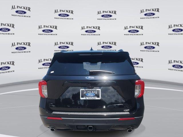 Photo of 2023 AGATE BLACK METALLIC Ford Explorer