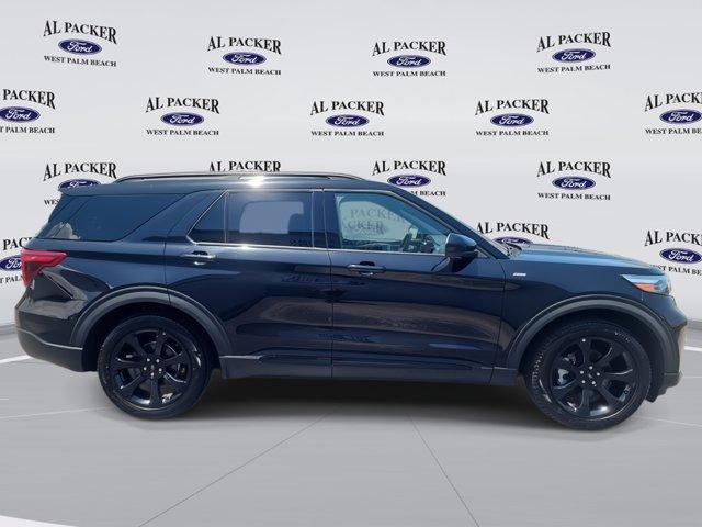 Photo of 2023 AGATE BLACK METALLIC Ford Explorer