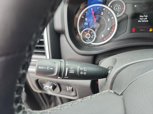 Photo of 2025 Granite Crystal Metallic Clearcoat RAM 2500