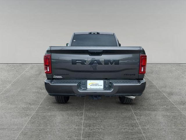 Photo of 2025 Granite Crystal Metallic Clearcoat RAM 2500