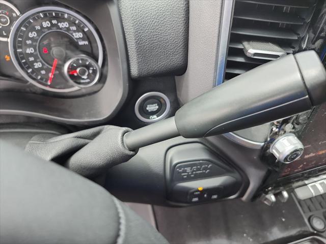 Photo of 2025 Granite Crystal Metallic Clearcoat RAM 2500