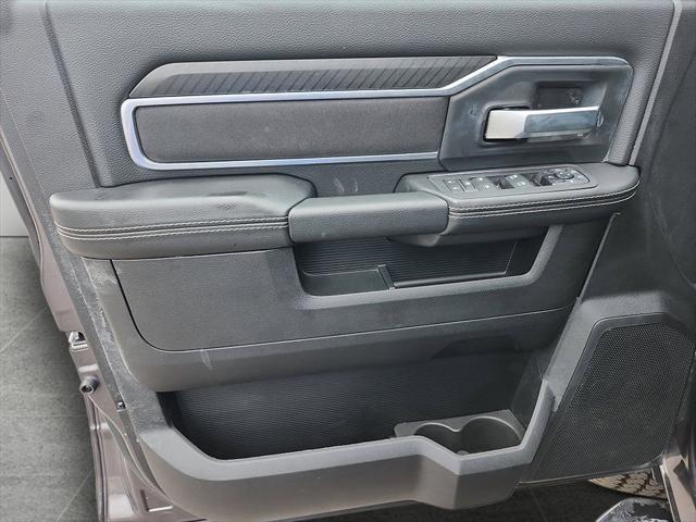 Photo of 2025 Granite Crystal Metallic Clearcoat RAM 2500