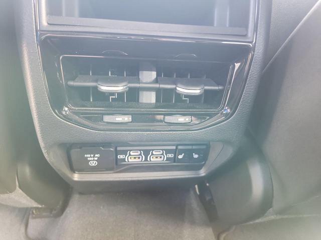 Photo of 2023 Velvet Red Pearlcoat Jeep Grand Cherokee