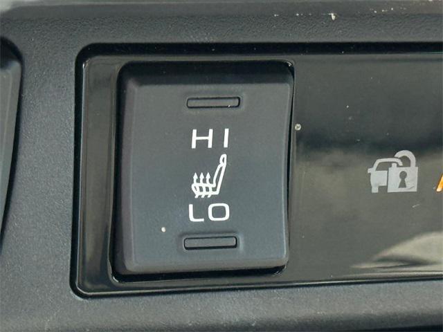 Photo of 2024 Ice Toyota RAV4
