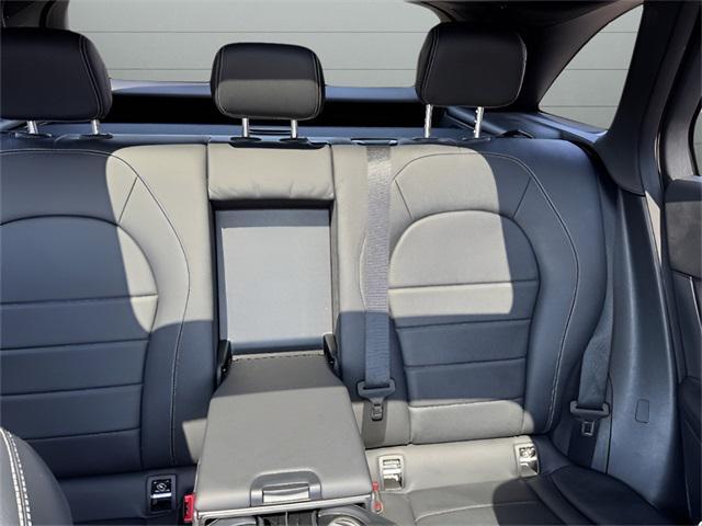 Photo of 2021 Polar White Mercedes-Benz GLC 300
