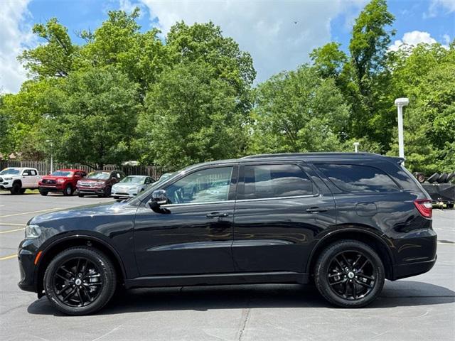 Photo of 2023 DB Black Crystal Clearcoat Dodge Durango