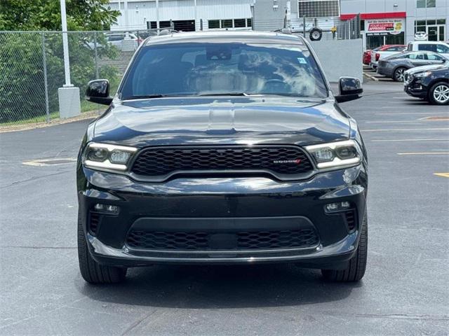 Photo of 2023 DB Black Crystal Clearcoat Dodge Durango