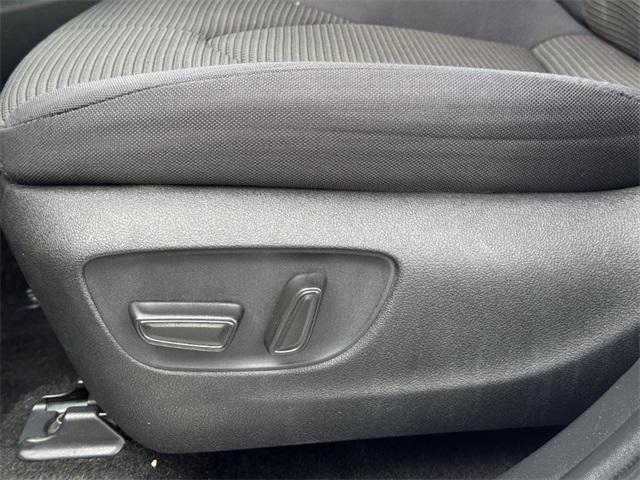 Photo of 2023 Pear Toyota Highlander