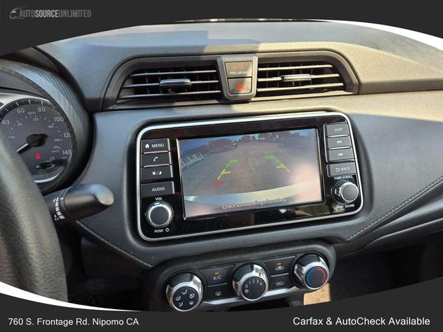 Photo of 2021 Brilliant Silver Metallic Nissan Versa