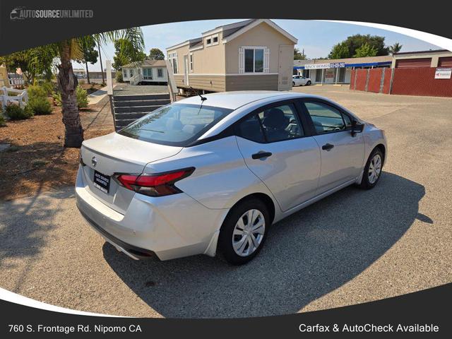 Photo of 2021 Brilliant Silver Metallic Nissan Versa
