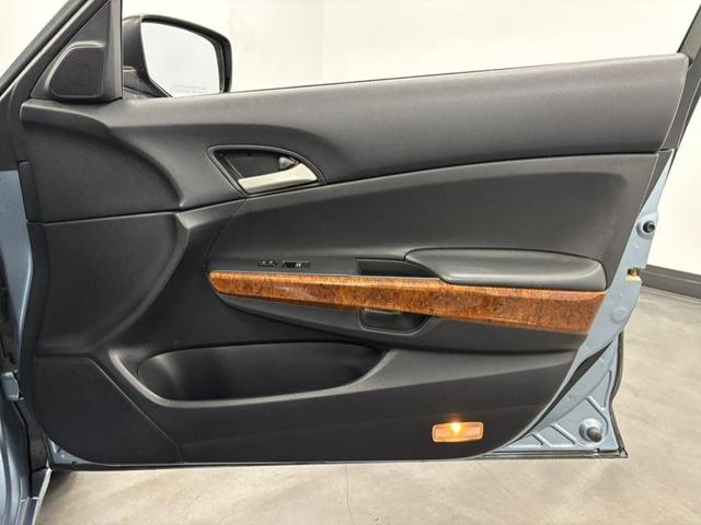 Photo of 2011 Celestial Blue Metallic Honda Accord