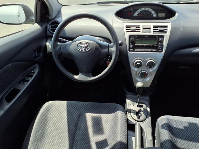 Photo of 2007 Silver Toyota Yaris