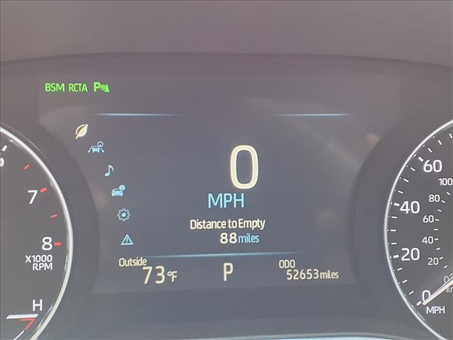 Photo of 2019 White Toyota Avalon