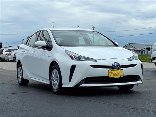 Photo of 2021 White Toyota Prius