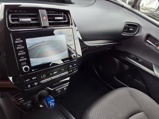 Photo of 2021 White Toyota Prius