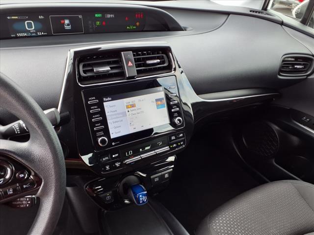 Photo of 2021 White Toyota Prius