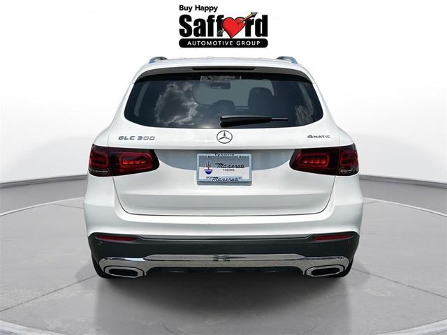 Photo of 2022 White Mercedes-Benz GLC 300