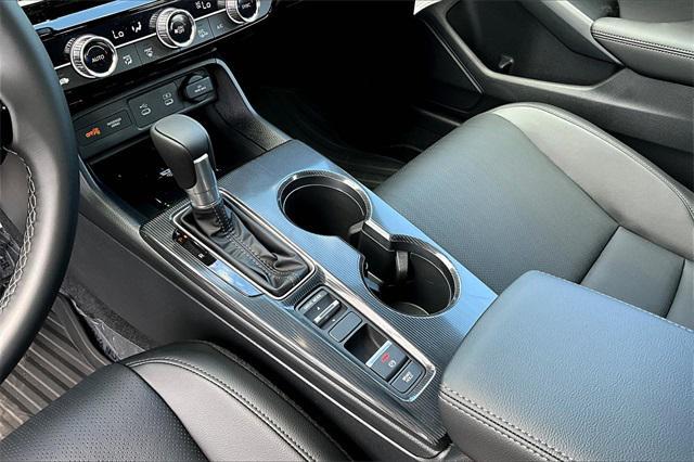 Photo of 2025 Sand Dune Honda Civic Hybrid