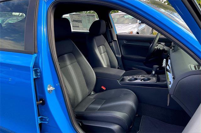 Photo of 2025 Blue Lagoon Pearl Honda Civic