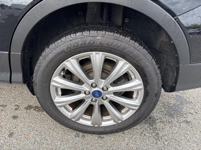 Photo of 2017 SHADOW BLACK Ford Escape