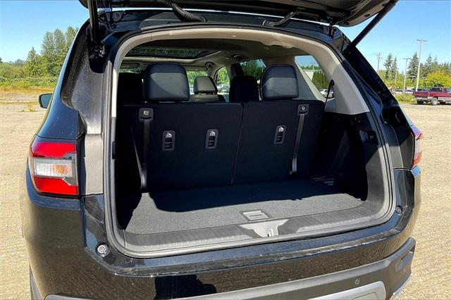 Photo of 2025 Crystal Black Pearl Honda Pilot