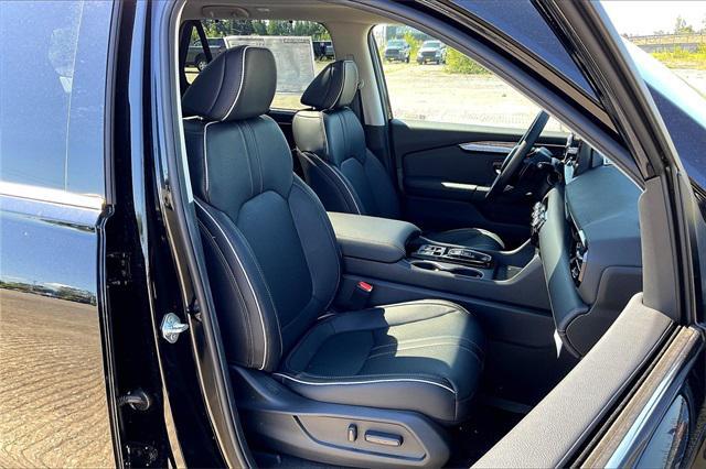 Photo of 2025 Crystal Black Pearl Honda Pilot