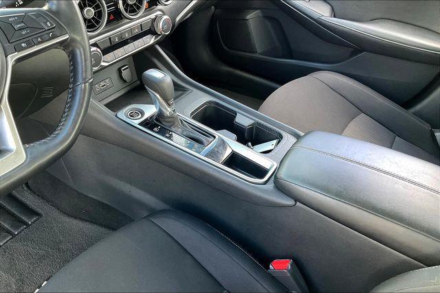 Photo of 2023 Electric Blue Metallic Nissan Sentra