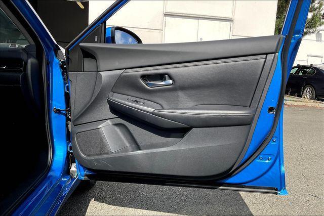 Photo of 2023 Electric Blue Metallic Nissan Sentra