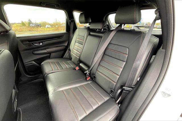 Photo of 2025 Platinum White Pearl Honda CR-V Hybrid