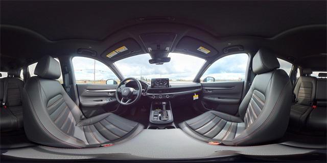 Photo of 2025 Platinum White Pearl Honda CR-V Hybrid