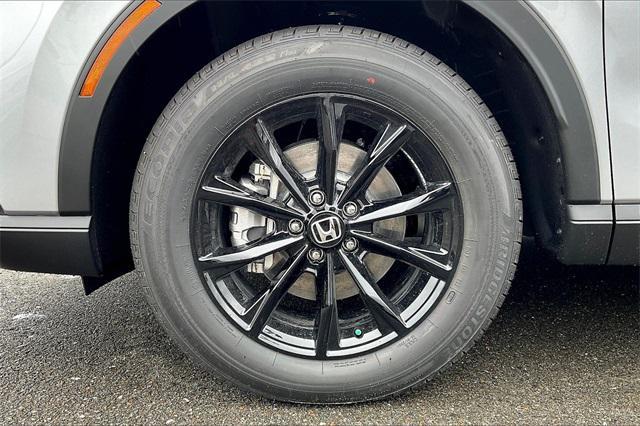 Photo of 2025 Solar Silver Metallic Honda CR-V Hybrid