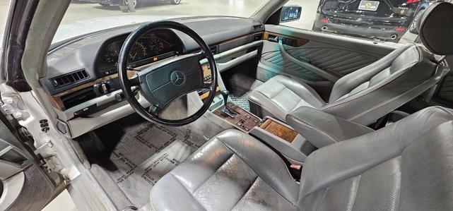 Photo of 1989 White Mercedes-Benz S-Class
