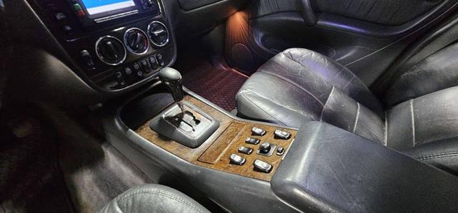 Photo of 2000 Brilliant Silver Metallic Mercedes-Benz M-Class